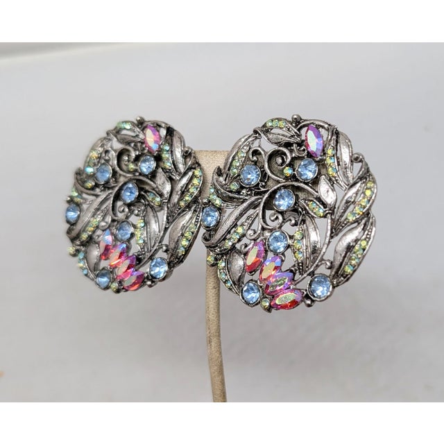 1980s Vintage 1980s Signed Thelma Deutsch Large Round Silvertone Pastel Rhinestone Clip Earrings-2 Pieces For Sale - Image 5 of 7