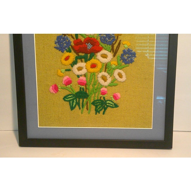 VTG 1970s Framed Crewel Floral Bouquet Needlework Art Mid-Century Retro For Sale - Image 9 of 10