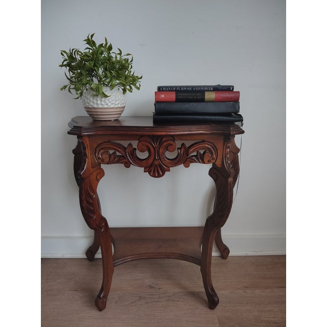 Vintage 1930s Petite French Provincial Carved Console Table by Eureka Parlor Mfg. Co. For Sale - Image 10 of 10