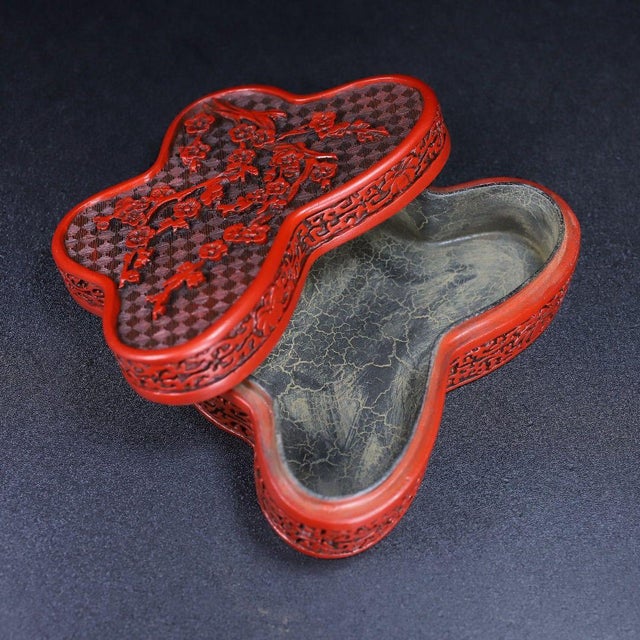 Vintage Chinese Carved Cinnabar Lacquer Box – Butterfly Form With Plum Blossom Motif For Sale - Image 4 of 10