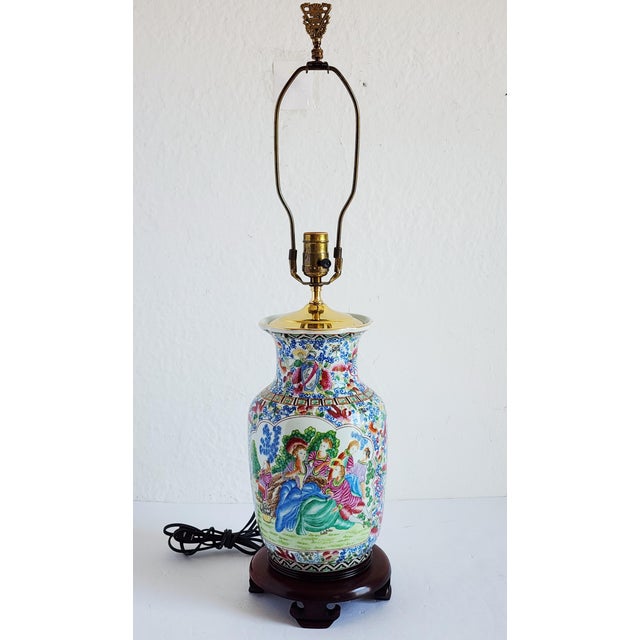 Rose Vintage Mid-Century Chinese Famille Rose Porcelain Table Lamp For Sale - Image 8 of 12
