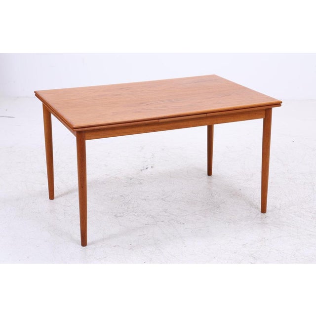 Vintage Danish Extendable Dining Table in Teak For Sale - Image 3 of 14