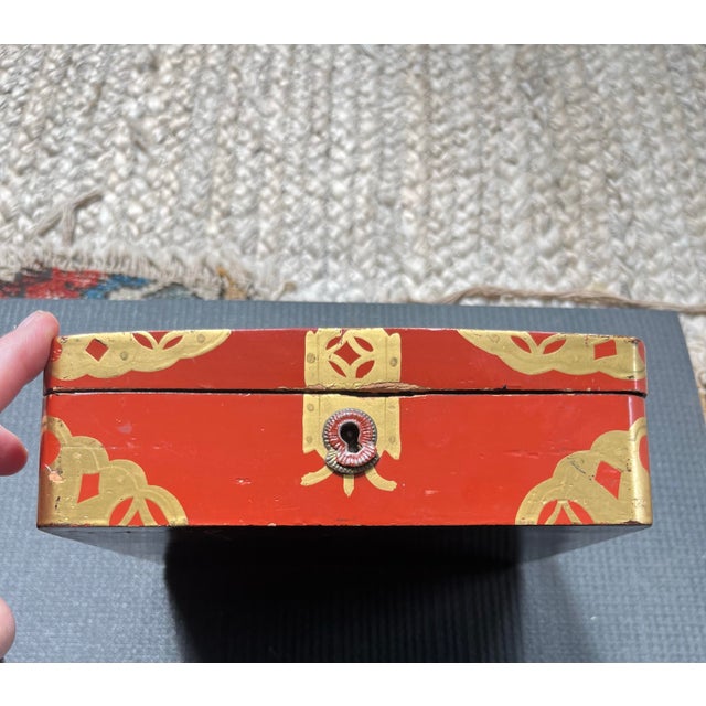 Asian Antique Asian Lacquered Red & Gold Keepsake Box For Sale - Image 3 of 12