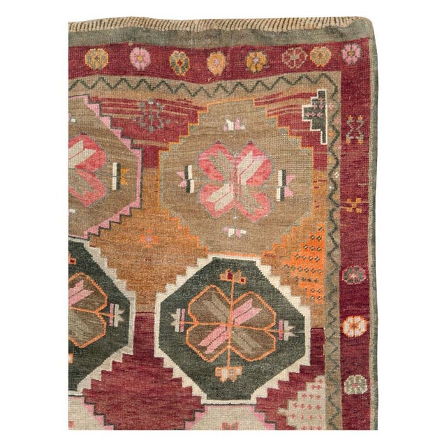 Galerie Shabab Collection Mid-20th Century Handmade Turkish Anatolian Room Size Gallery Carpet For Sale - Image 4 of 10