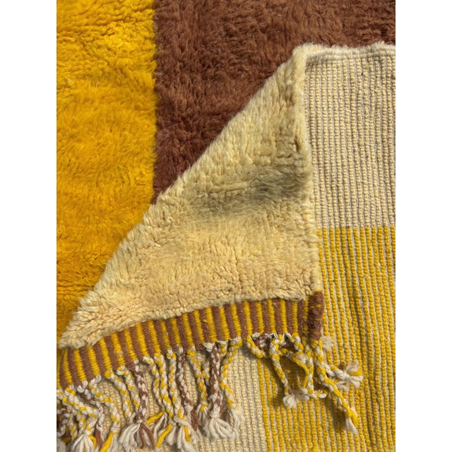 Mid-Century Modern Moroccan Mrirt Wool Rug, 2010s For Sale - Image 3 of 10