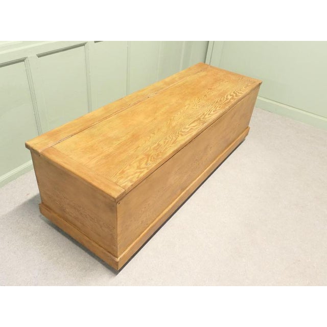 This is a heavy quality pine box and would be well suited as a bench with the addition of a cushion on the top. This is a...