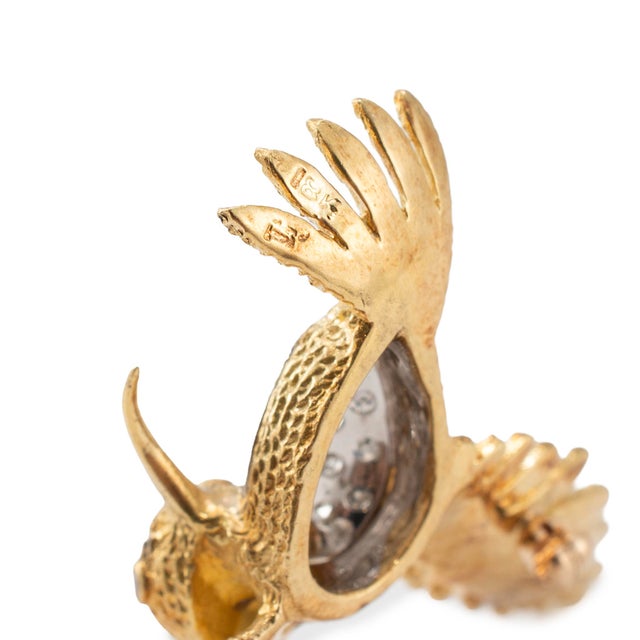 Metal Vintage 18k Yellow Gold Sapphire Diamond Textured Wings Hummingbird Pin Brooch For Sale - Image 7 of 8