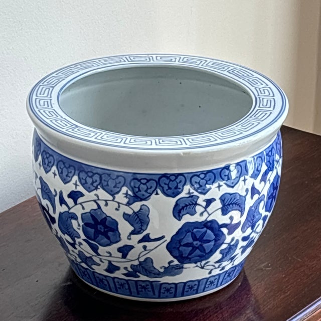 Ceramic 1980s Petite Chinoiserie Fishbowl Style Porcelain Cachepot / Planter For Sale - Image 7 of 12