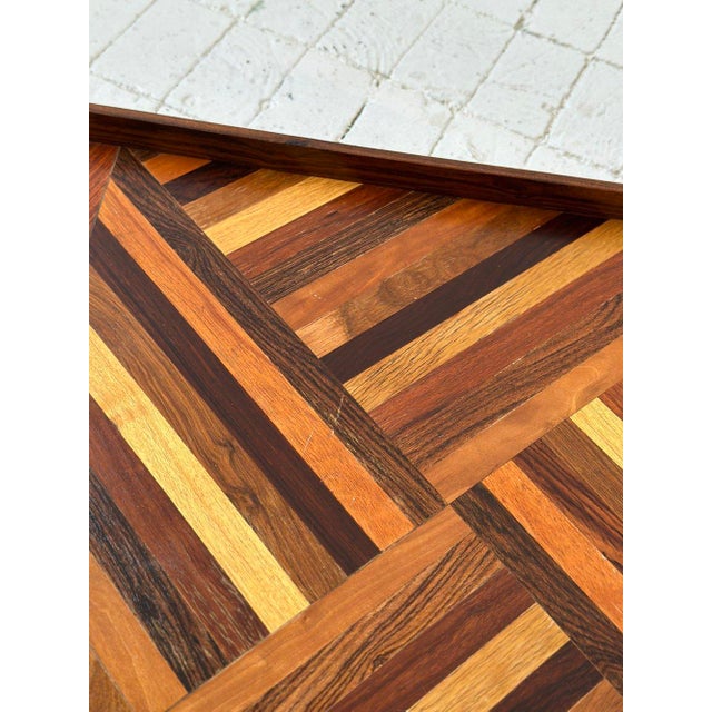 Brown Vintage Mid-Century Decorative Parquetry Serving Tray by Don Shoemaker for Señal, s.a., Circa 1960s For Sale - Image 8 of 12