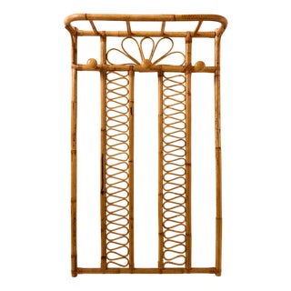 Wall Rack in Bamboo and Rattan For Sale