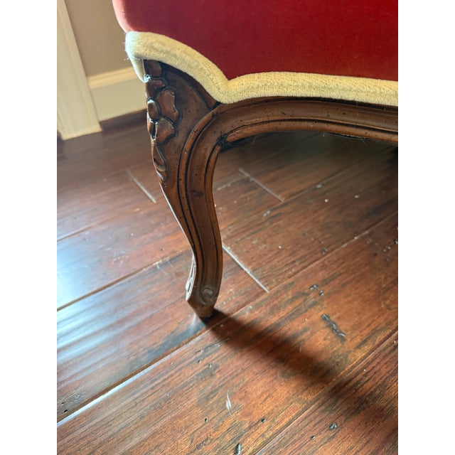 Late 20th Century Henredon French Provincial Rust Velvet Armchair With Contrasting Welt & Down Cushion For Sale In Baltimore - Image 6 of 12