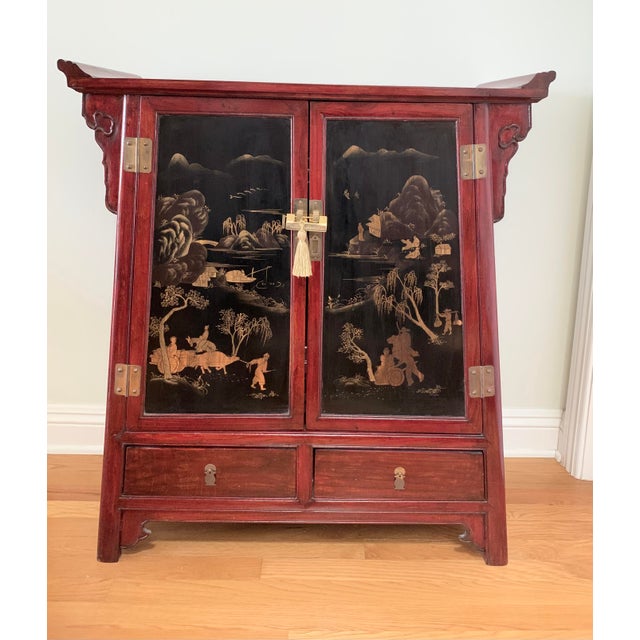 1990s Vintage Chinoiserie Chest With Brass Lock For Sale - Image 18 of 18