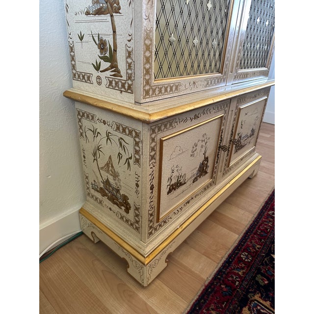 Late 20th Century John Widdicomb Hand-Painted Bonnet-Top Display Cabinet/Vitrine-Chinoiserie Style For Sale - Image 9 of 14