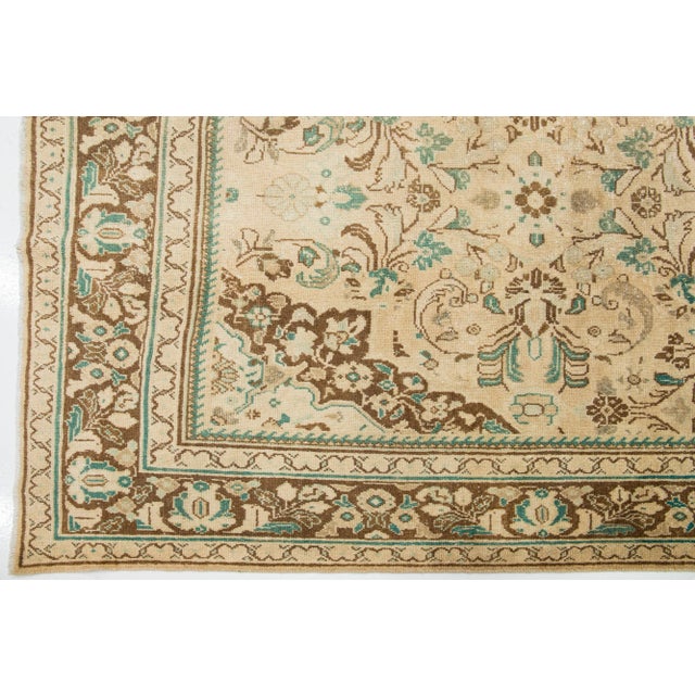 1940s Vintage Persian Mahal Wool Rug Handmade With Tan Color Field For Sale In New York - Image 6 of 9