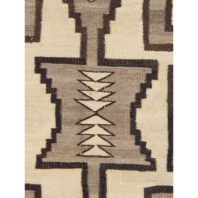 Navajo Transitional Rug Cira 1890 Geometric Meander Key Fret Diamond Design Fine For Sale - Image 4 of 18