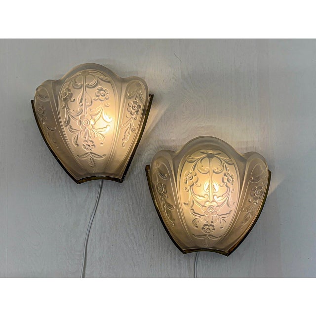 Art Deco Style Brass and Glass Wall Lamps, France, 1940s, Set of 2 For Sale - Image 16 of 18