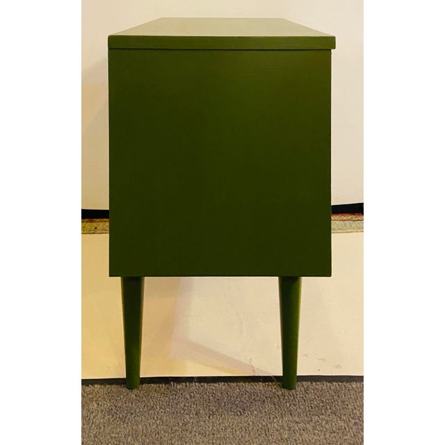 Mid Century Modern Two Tone Nightstands a Pair Chairish