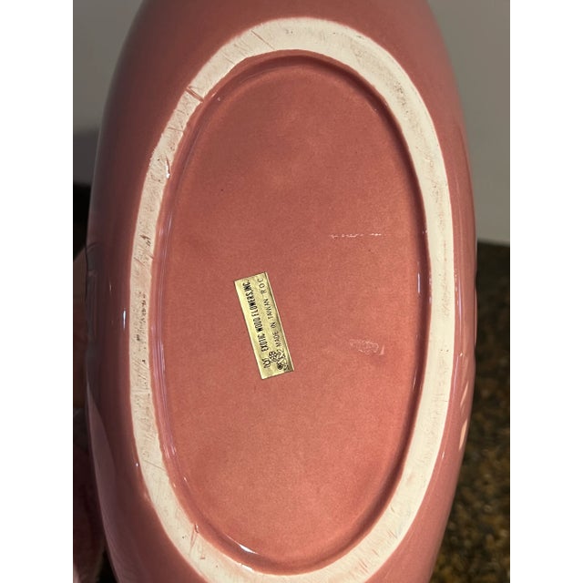 Mid-Century Modern 1980s Art Deco Style Mauve Pink Vase For Sale - Image 3 of 8