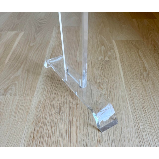 Charles Hollis Jones Charles Hollis Jones Lucite Pagoda Blanket Rack Towel Rack Garment Valet Acrylic Stand, 1970s For Sale - Image 4 of 7