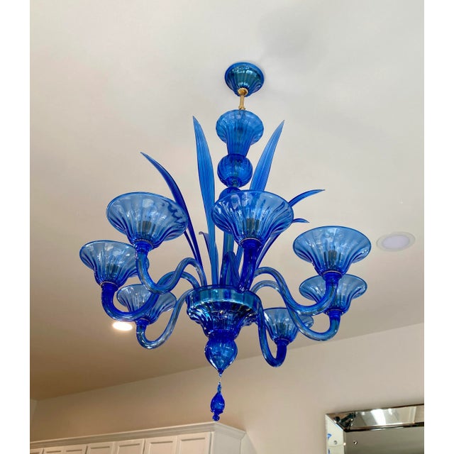 Italian 1980s Blue Murano Style Glass Chandelier With 8 Leaves and 8 Lighted Arms, Hand Blown in Murano Italy For Sale - Image 3 of 11