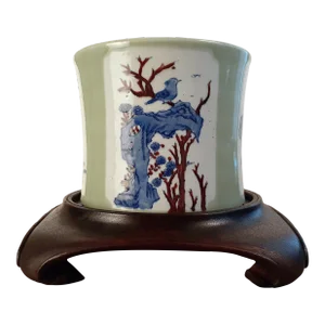 Late 19th Century Chinese Porcelain Gongshi Garden and Figures Brush Pot