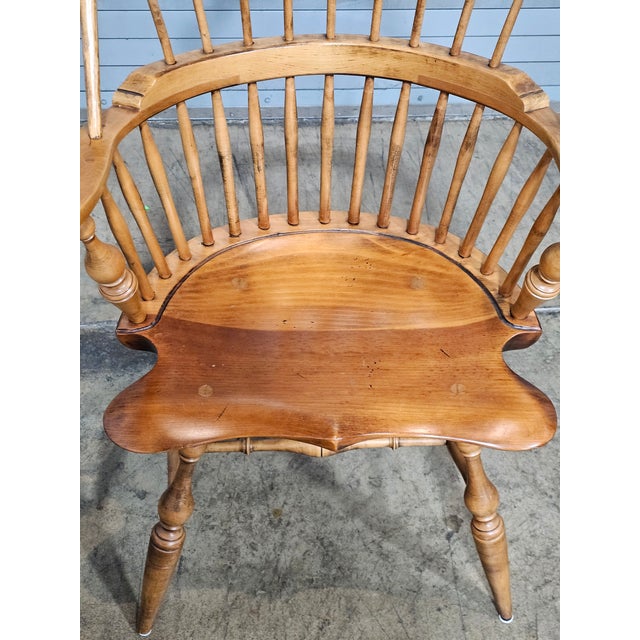 1960s d.r. Dimes Master's Chair Comb Back Windsor Arm Chair Bench New Hampshire Rare For Sale - Image 14 of 17