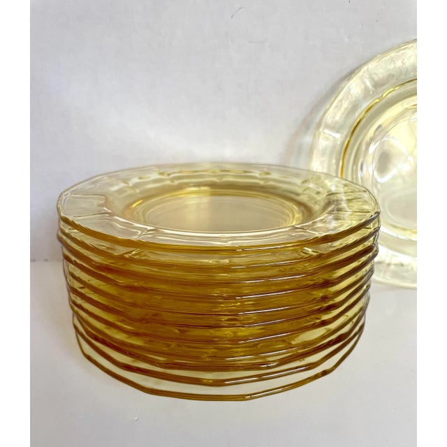 Early 20th Century Set of 6 Yellow Depression Era Dessert Salad Plates For Sale In Los Angeles - Image 6 of 8