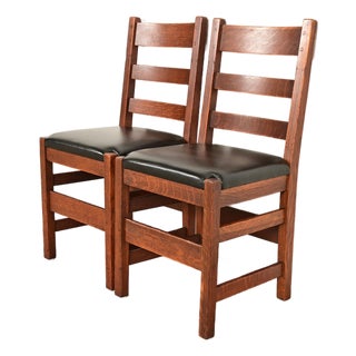 L. & J. G. Stickley Antique Mission Oak Arts & Crafts Ladder Back Side Chairs or Dining Chairs, Pair For Sale