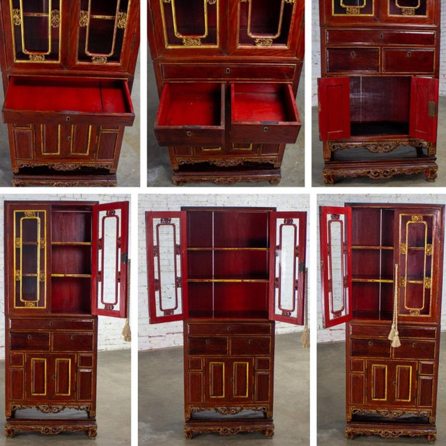 Late 19th to Early 20th Century Chinese Hand Carved & Gilded 3 Part Stacking Display or China Cabinet For Sale - Image 10 of 18