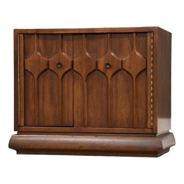Mid Century Modern Walnut Nightstand For Sale
