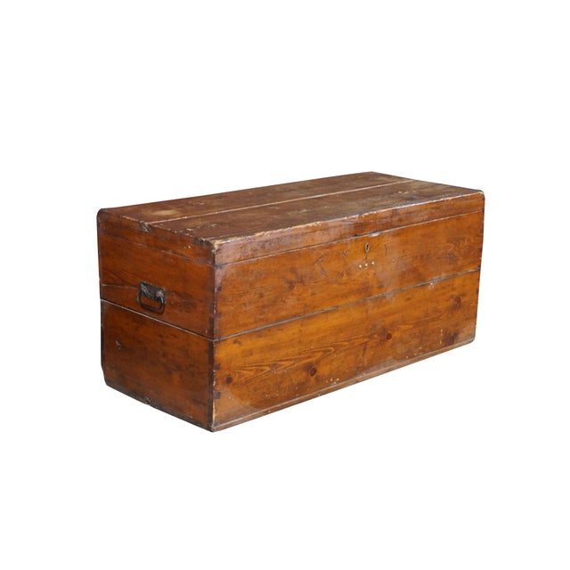 Farmhouse Antique Primitive Pine Blanket Chest Steamer Storage Trunk Coffee Table Dovetail For Sale - Image 3 of 18