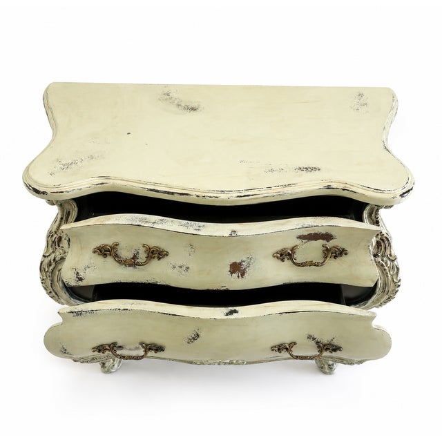 French Provincial Vintage Pulaski French Provincial Nightstand in Hand-Painted Light Sage Green For Sale - Image 3 of 7