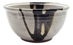California Studio Pottery Stoneware Bowl With Drip Glaze Decoration 7"