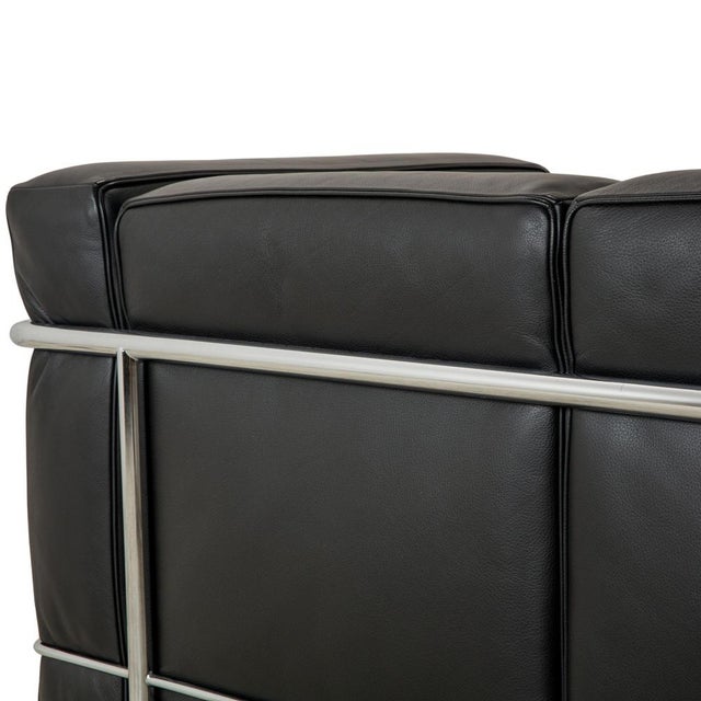 Black Leather and Chrome LC2 Two-Seater Sofa by Le Corbusier for Cassina For Sale - Image 5 of 11