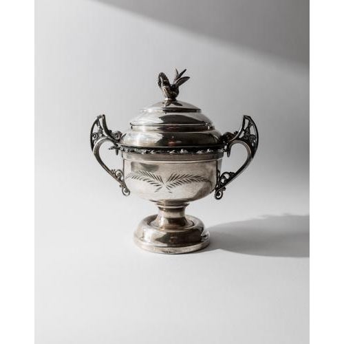 Vintage Silver Plated Footed Bowl with Lid from Warren Rogers, 1930s For Sale - Image 9 of 11