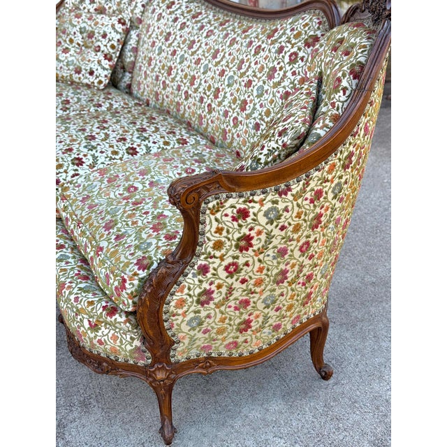 Antique Victorian Walnut Serpentine Cream Floral Upholstered Sofa For Sale - Image 6 of 11