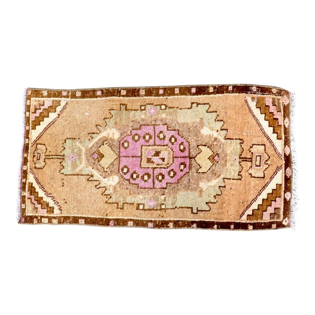 Vintage Boho Chic Wool Small Rug For Sale