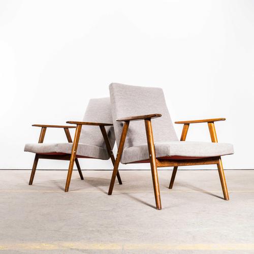 Mid-Century Modern Upholstered Lounge Chair with Straight Arms, 1950s For Sale - Image 9 of 9