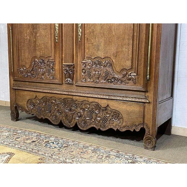 19th Century Norman Wedding Armoire in Light Oak For Sale - Image 6 of 18