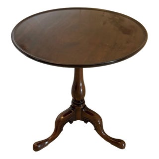 Antique English Georgian Mahogany Tripod Lamp Table, 1800s For Sale