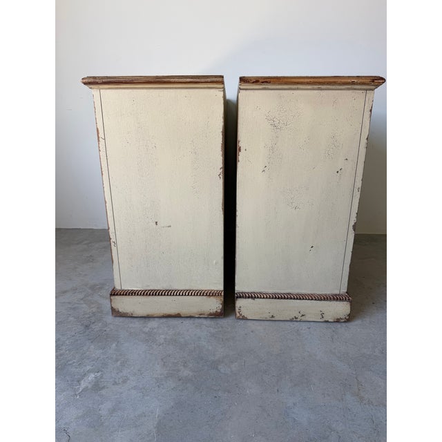 Vintage Habersham Palm Beach French Country Hand-Painted Distressed Finish Chests – A Pair For Sale - Image 11 of 12