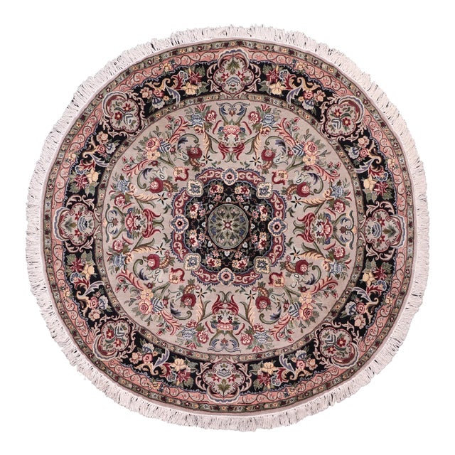 Shabby Chic 1990's Medallion Anarkali Pak-Persian Gray/Black Wool Round Rug- 6'1'' X 6'1'' For Sale