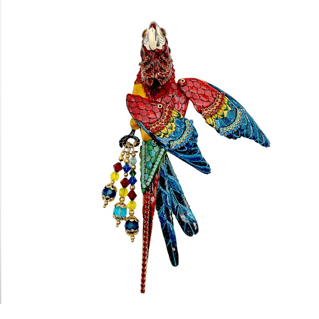 Contemporary Vintage Lunch at the Ritz Macaw Parrot Brooch Moveable Enamel Statement Pin For Sale - Image 3 of 13