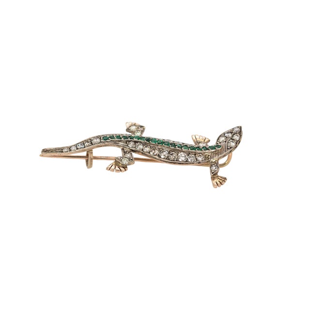 2020s 14k Gold & Sterling Silver Lizard Brooch With Natural Diamonds and Emeralds For Sale - Image 5 of 5