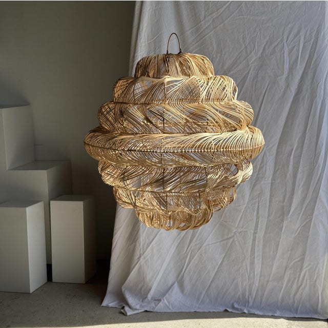 Rattan Spherical Shape Pendant Light, 1980s, in Flawless conditions. Designed 1980 to 1989 Up to 250V (Europe/UK...