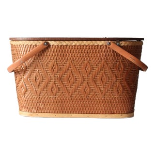 Vintage Picnic Basket For Sale