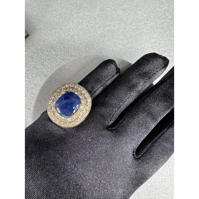 19.49 CTW Mid-Century No Heat Burmese Sapphire & Diamond 18k Gold Ring, Size 8 For Sale - Image 10 of 11