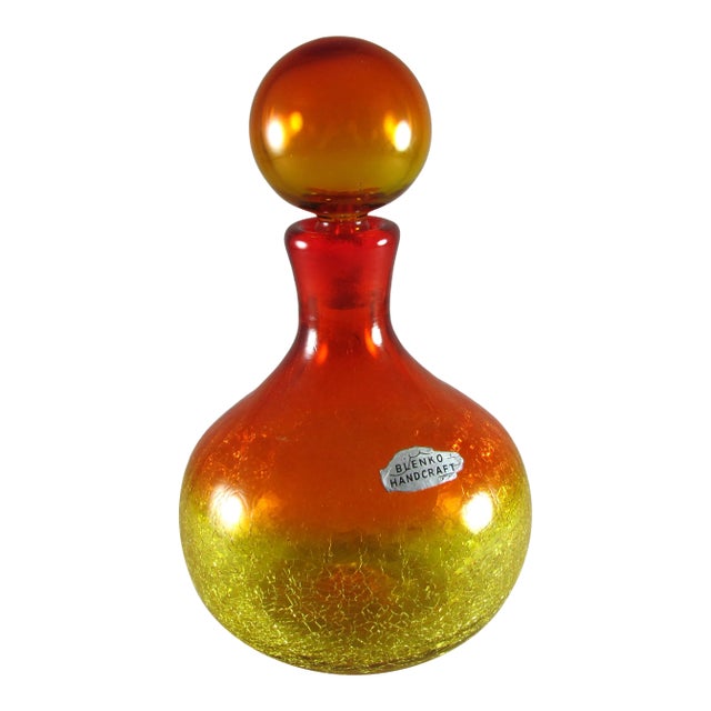 1960s Wayne Husted for Blenko Tangerine Amberina Citrine Ruby Crackle Art Glass Ball Decanter #636s For Sale