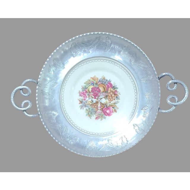 This exquisite tray from Farberware's Imperial Victorian Limoges collection is a stunning piece of American history. The...