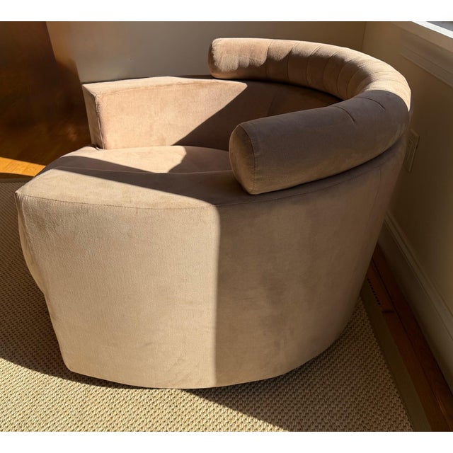 Mid-Century Modern Roche Bobois Sculptural Circular Swivel Lounge Chair in Camel Suede Attributed to Vladimir Kagan For Sale - Image 3 of 18